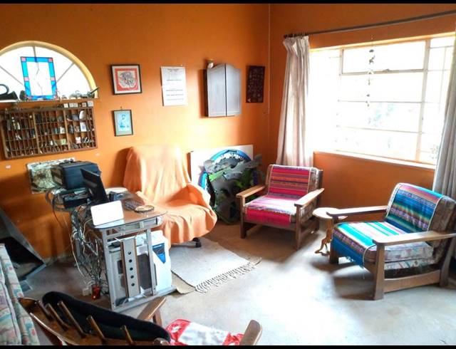 3 BEDROOM HOUSE FOR SALE IN BEZUIDENHOUT VALLEY